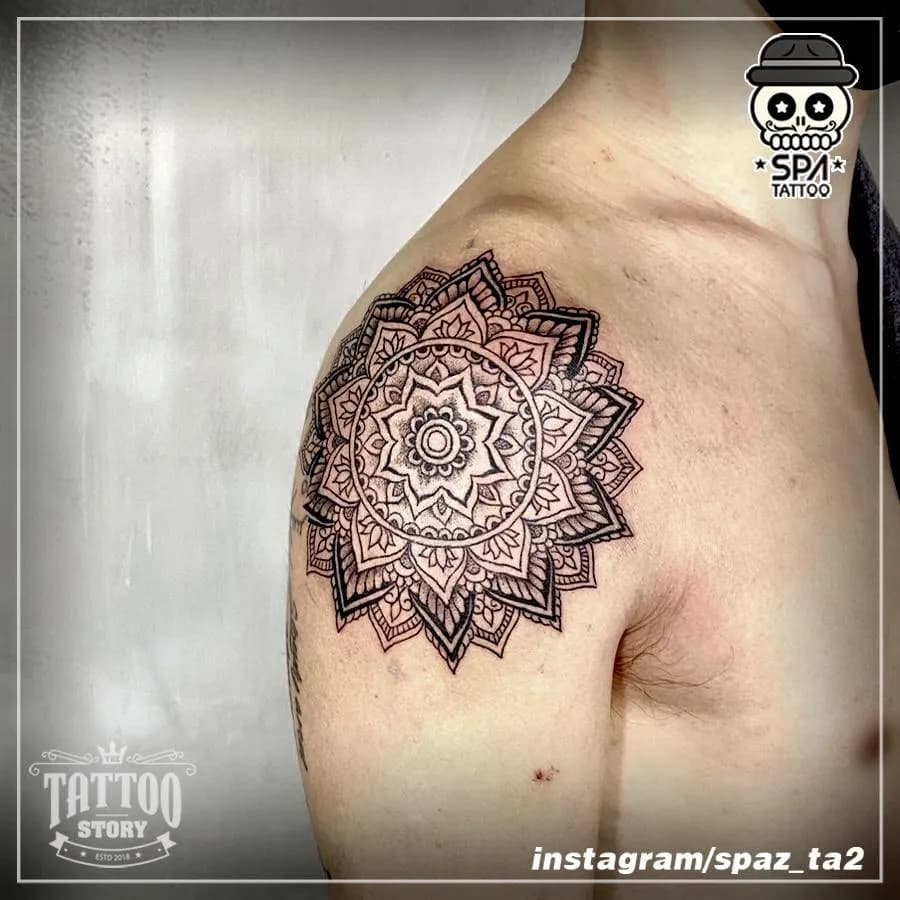 어깨 만다라 타투 - 1