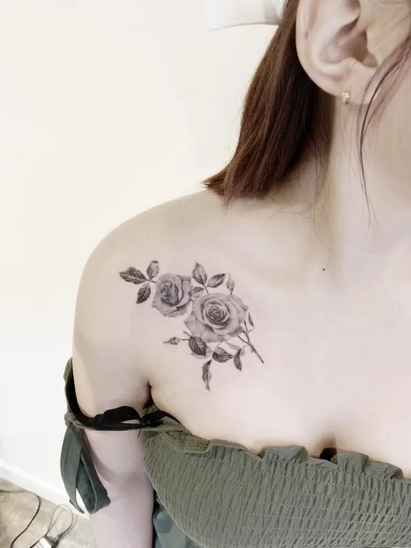 장미꽃도 작게 한송이 또는 사진과 비슷하게 다 가능합니다!