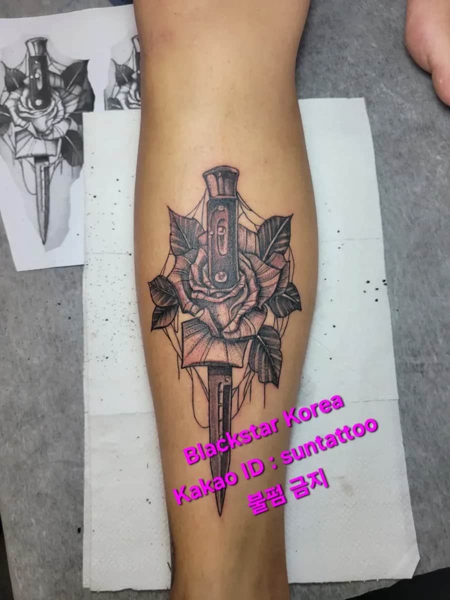 ์ข
์๋ฆฌ ์ฅ๋ฏธ์ ์นผ ํํฌ