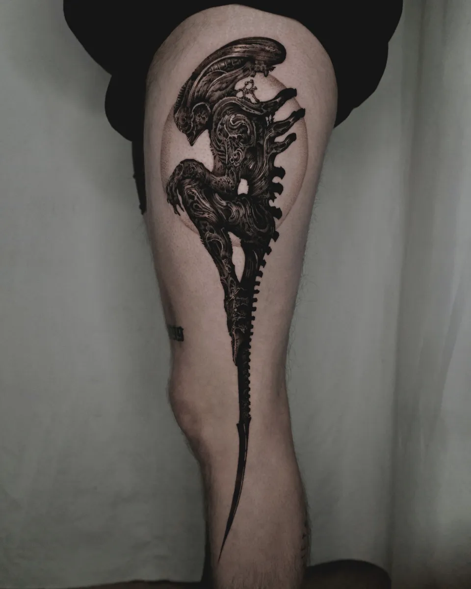 에일리언 영화 블랙워크 타투