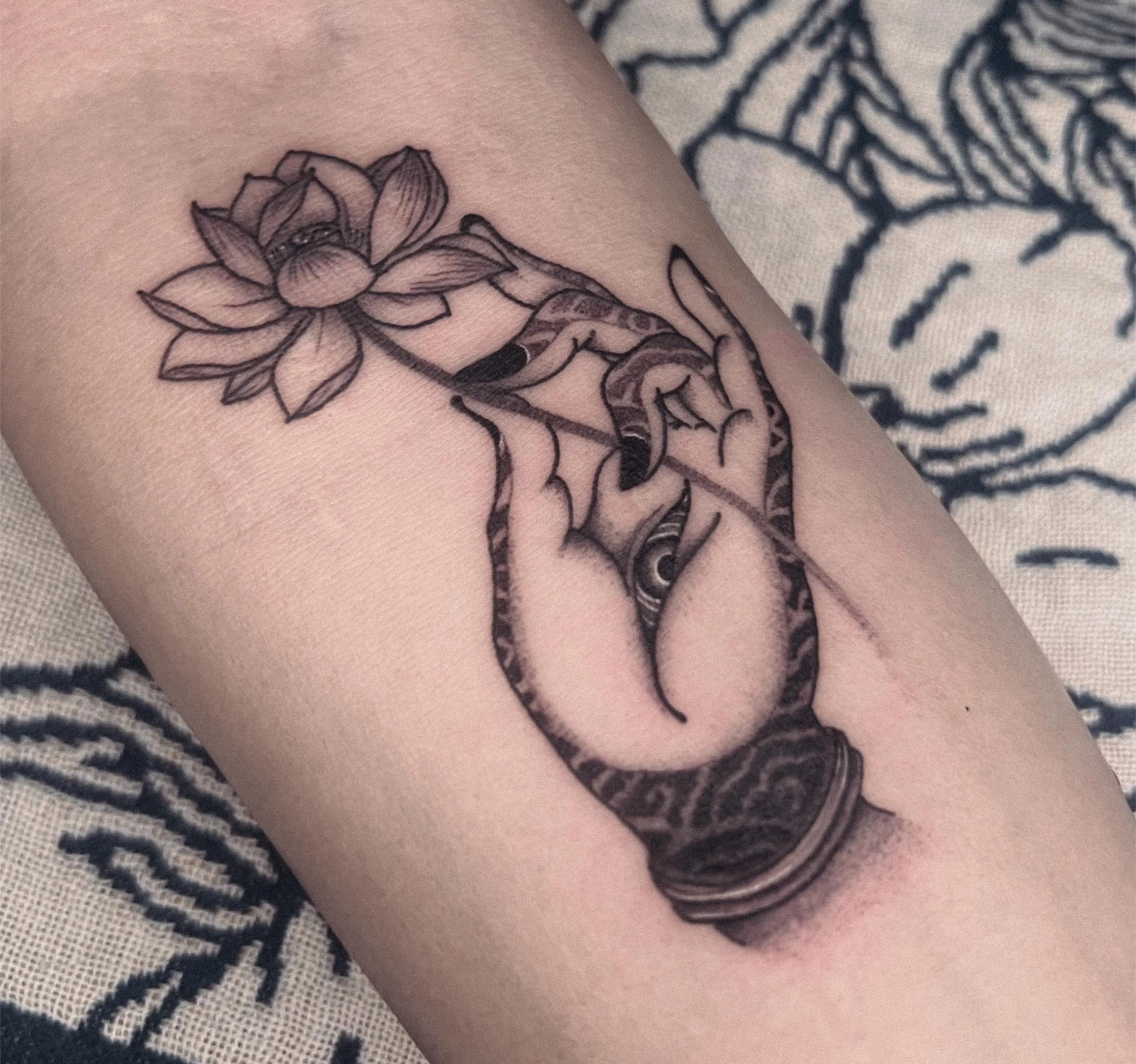 부처손 연꽃 타투 울산타투