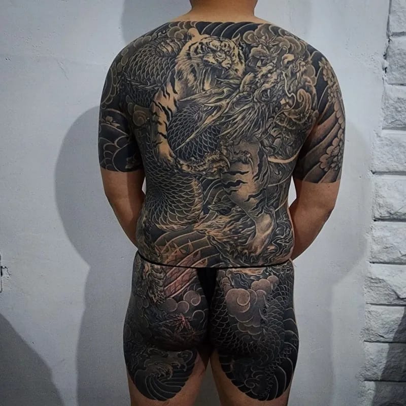 등판 용호상박