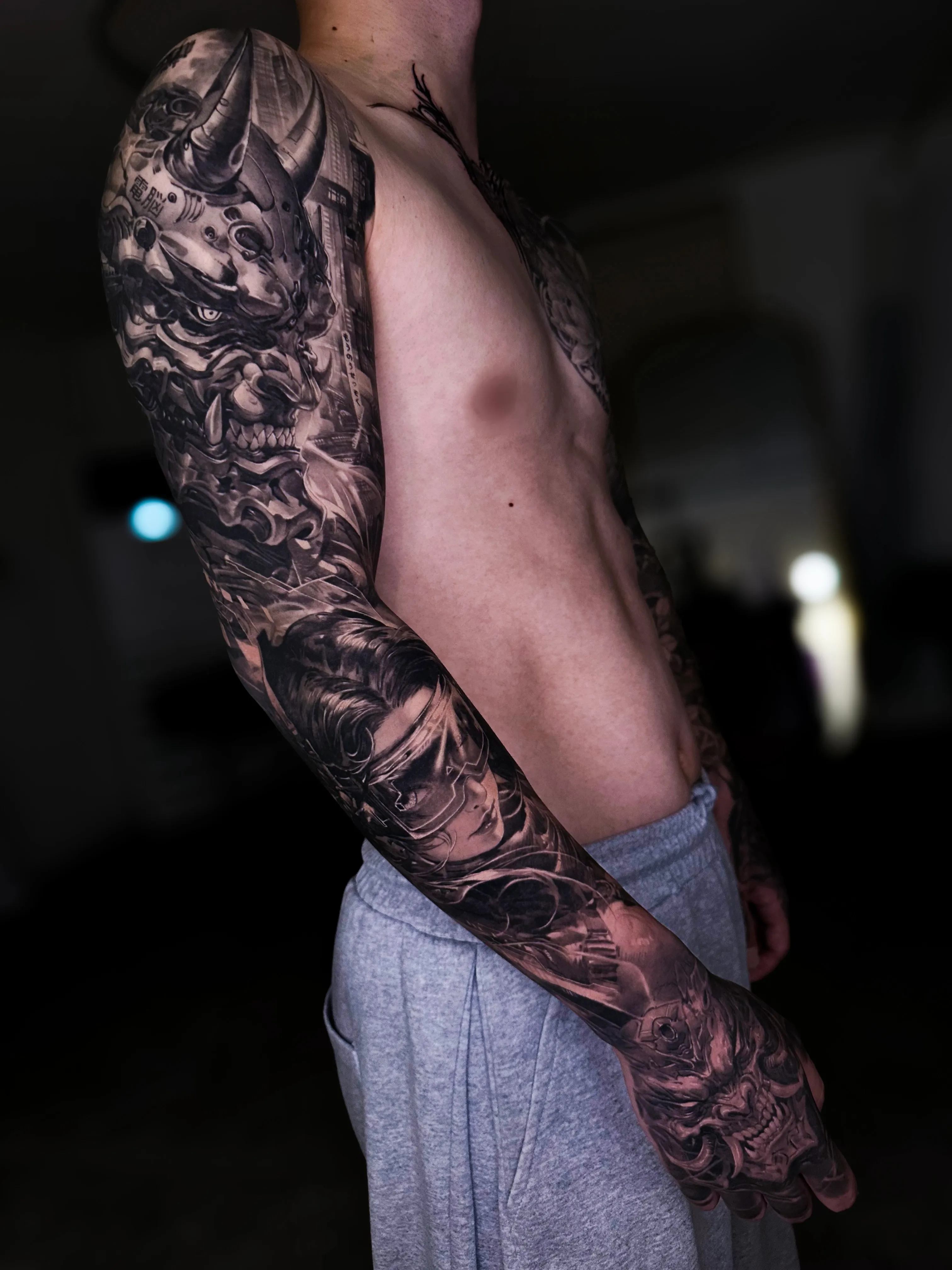 사이버펑크 긴팔작업