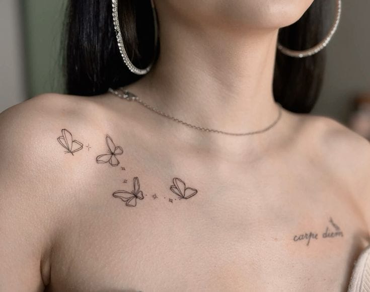 쇄골라인에 자연스럽게 어우러지는 나비