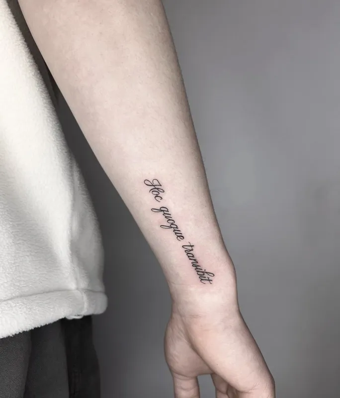 레터링 1cm당 8000원