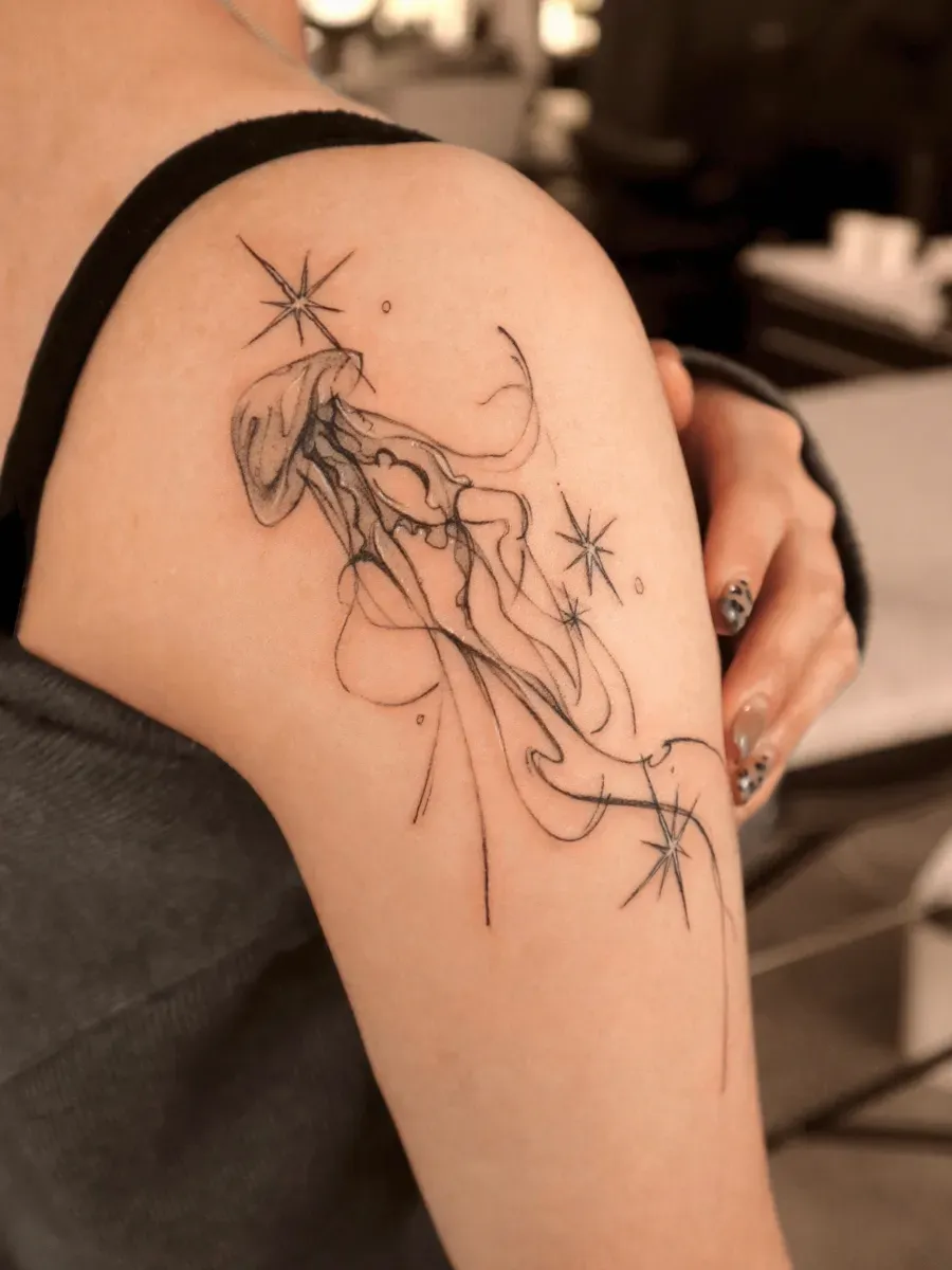 흐름이 예쁜 해파리, 빛💙 바다, 물고기, 고래, 나비 - 1