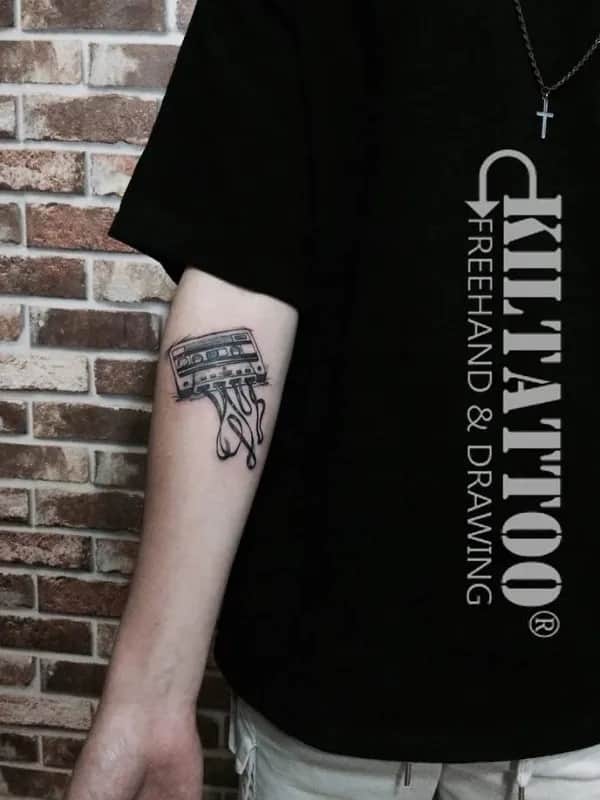 음악테이프 타투(감성타투)