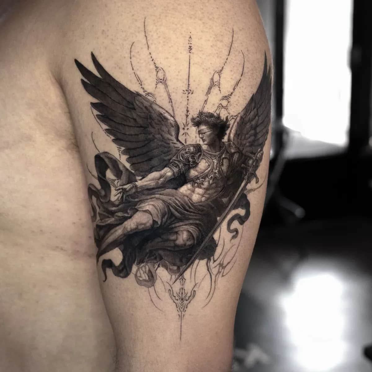 ์ฒ์ฌ์ ๋ค์คํธ๋ผ์ด๋ฒ