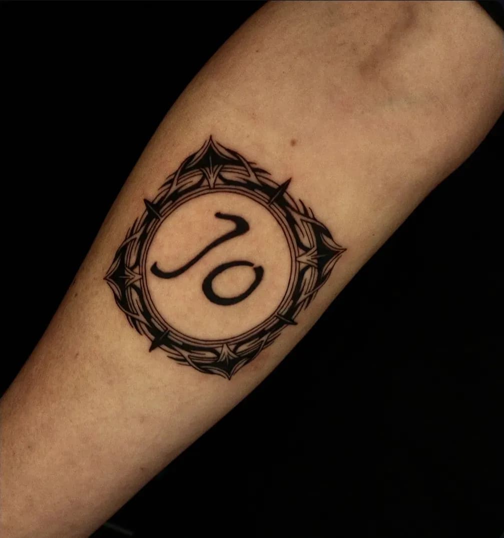 폴리네시안 트라이벌 문양타투