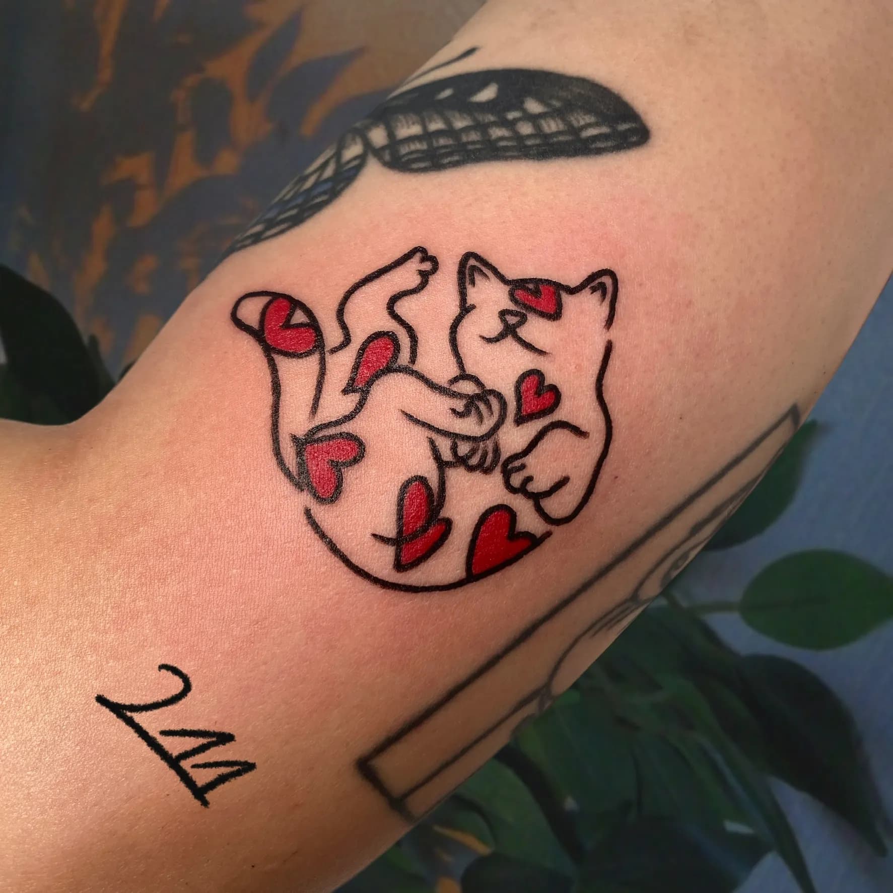고양이 하트 타투 - 1