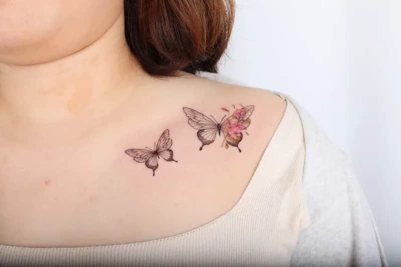꽃타투, 하트타투, 홍대타투, 서울타투, 여자타투, 타투, 쇄골타투, tattoo, girltattoo, seoultattoo, hongdaetattoo, koreantattoo