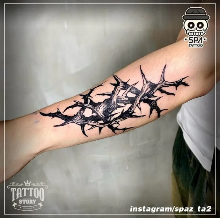 블랙워크 가시 나무 타투 - 1