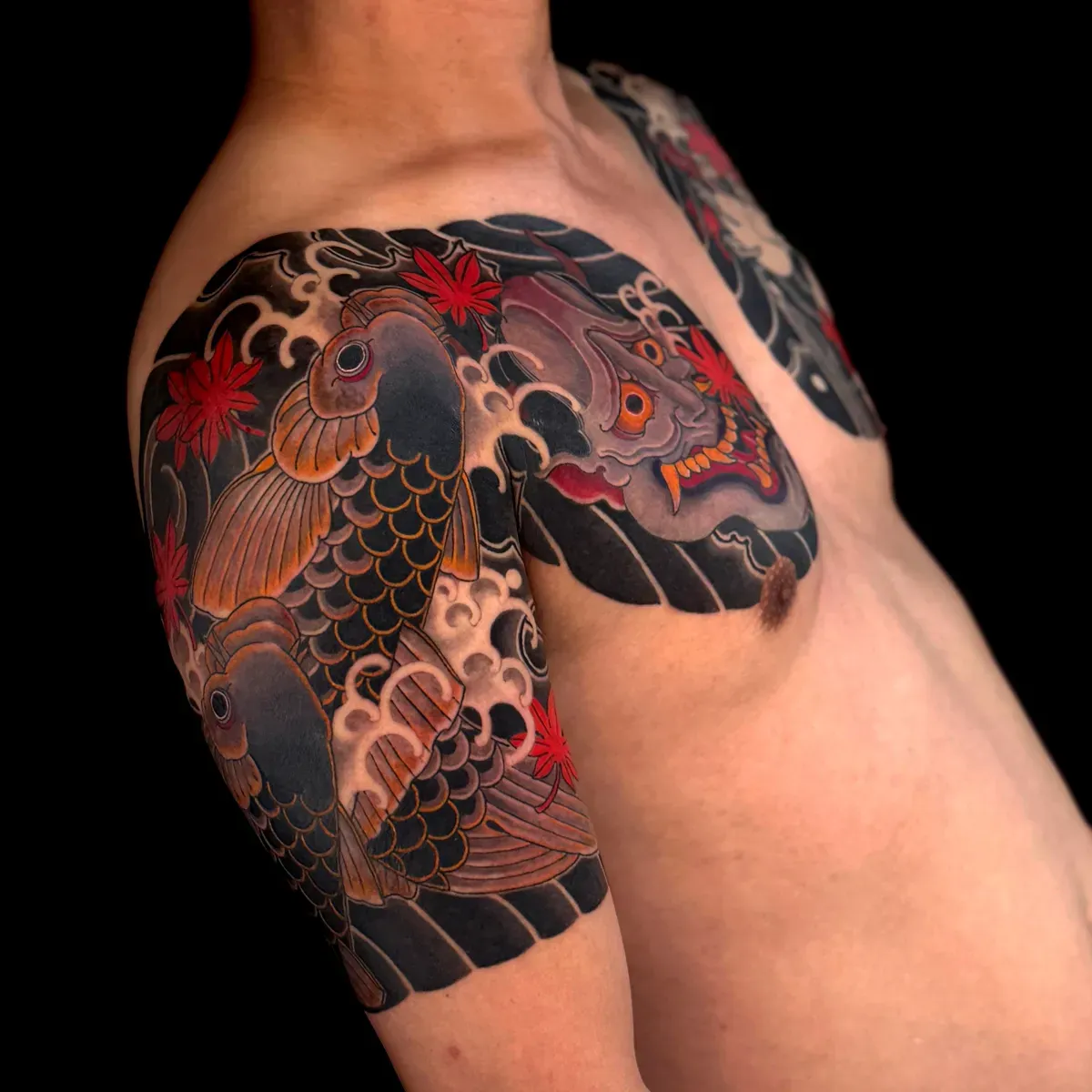 반팔 잉어 한야