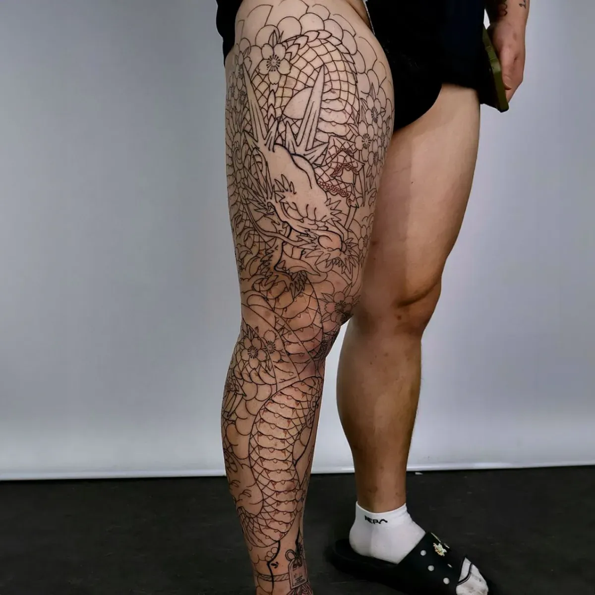 ์ฉ ๊ธด๊ธด๊ธด๋ค๋ฆฌ