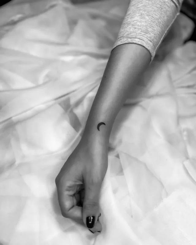 ๋ฏธ๋์ด์น๋ฌ