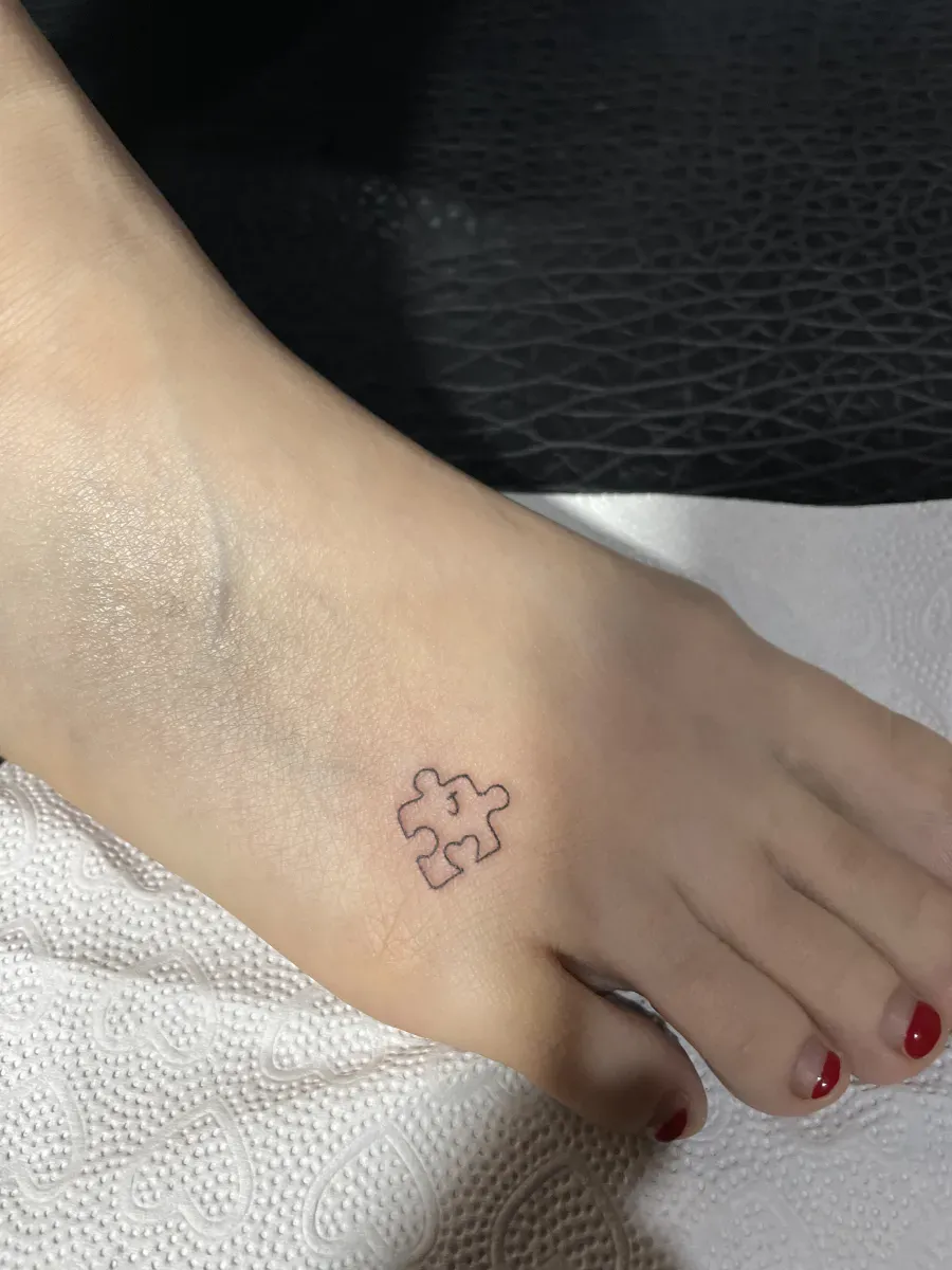 발등 미니 타투