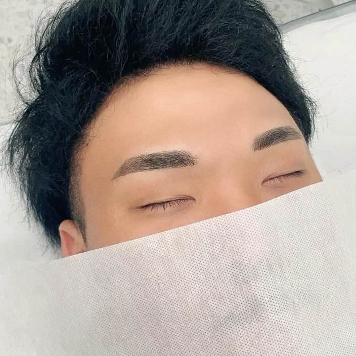 남자 콤보눈썹 맛집