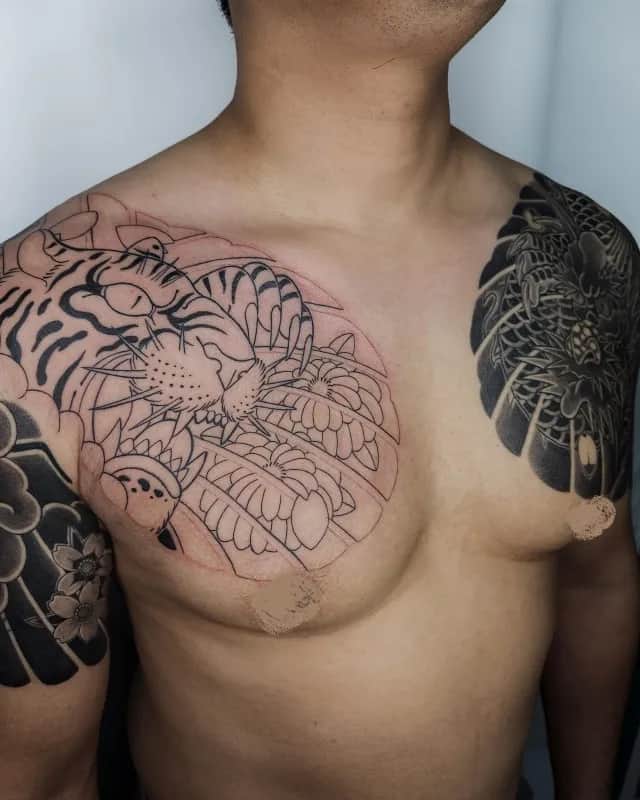 이레즈미 가슴반팔 가슴연장 호랑이타투 부천타투 제로타투