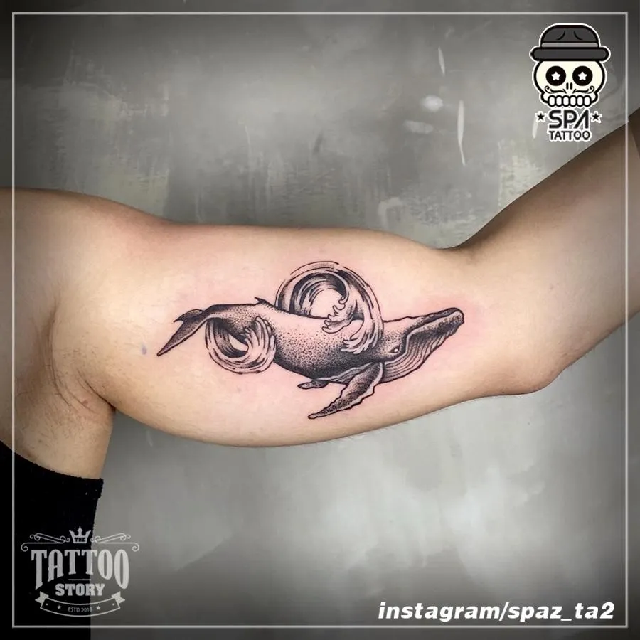 블랙워크 고래 파도 타투 - 1