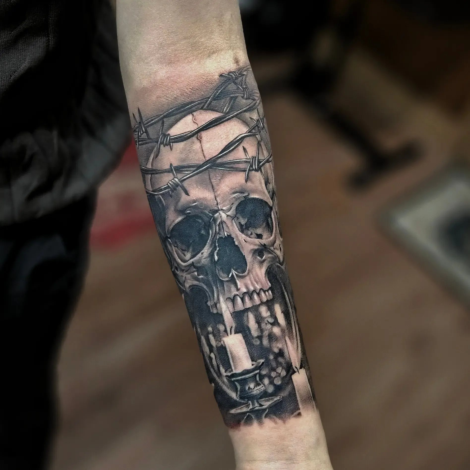 ๊ฑด๋ํํฌ ํด๊ณจ ๋ธ๋์ค๊ทธ๋ ์ดํํฌ