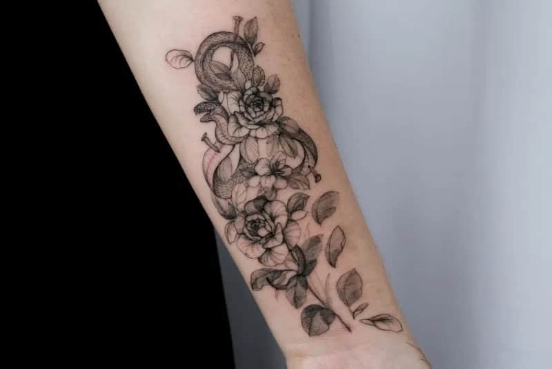 ๊ฝํํฌ, ๋ฑํํฌ, ์ฅ๋ฏธํํฌ, ํํํฌ, ํ๋ํํฌ, ์์ธํํฌ, flowertattoo, seoultattoo, hongdaetattoo, koreatattoo, armtattoo, rosetattoo