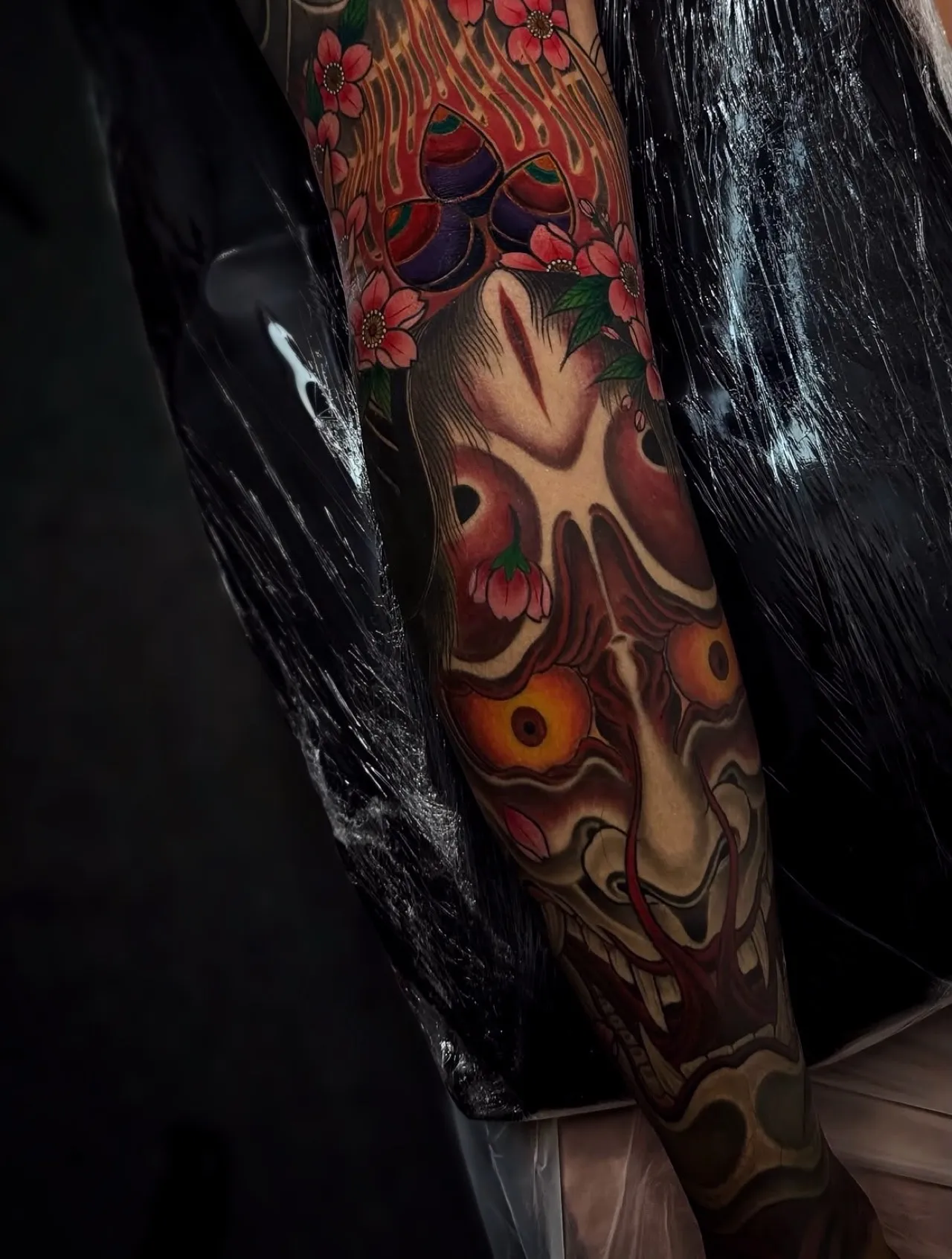 한야 와 호우주