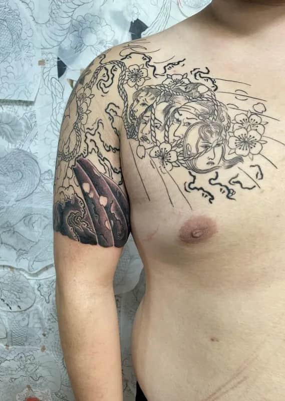 이레즈미) 가슴반팔 (두류동)