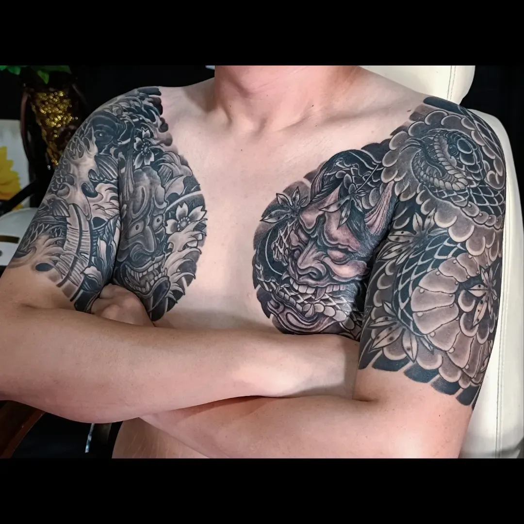 한야 양쪽 가슴반팔