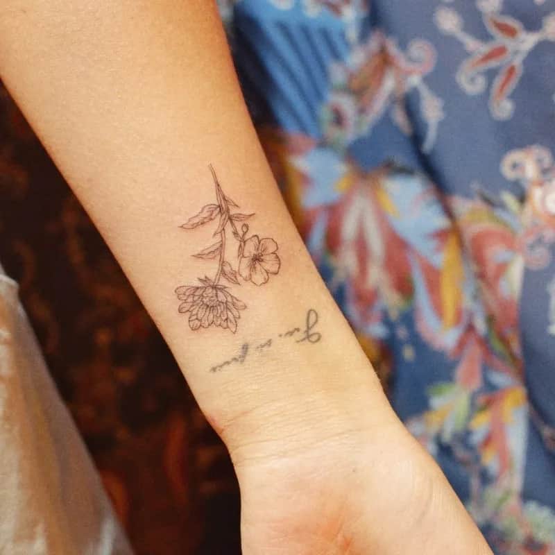 탄생화라인워크 손목타투 tattooist_petal