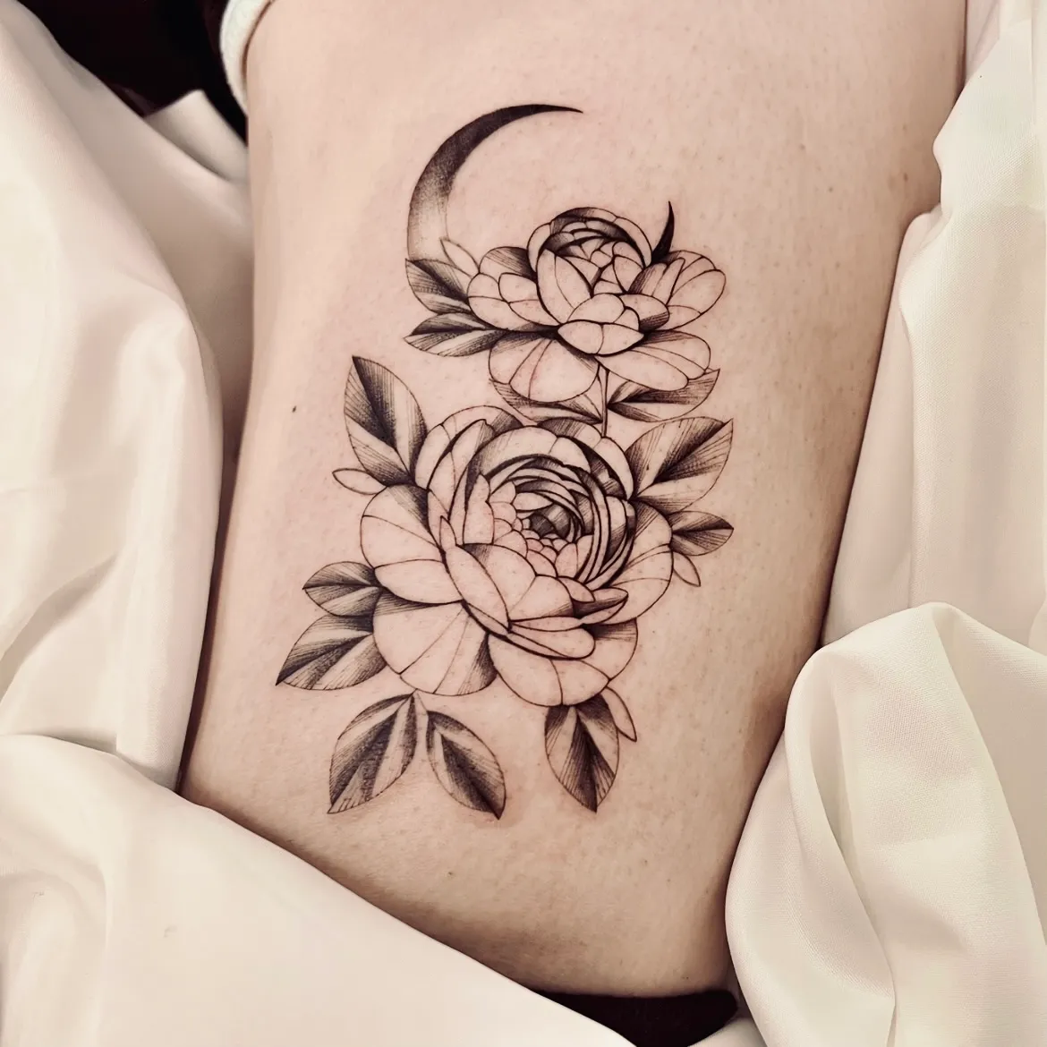 꽃과 달 🌙