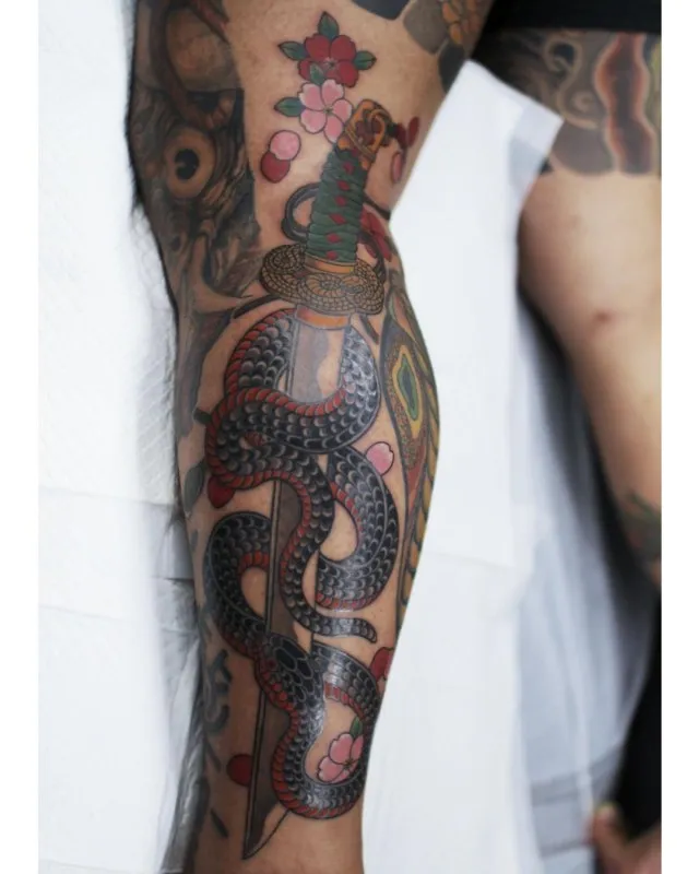 뱀 카타나 원포인트