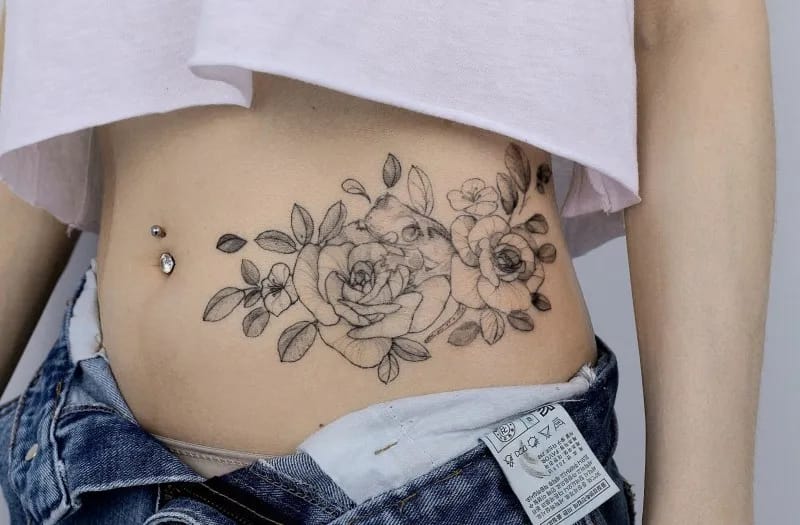 도마뱀타투, 꽃타투, 배타투, 복부타투, 타투, 여자타투, 홍대타투, 서울타투, tattoo, flowertattoo, hongdaetattoo, girltattoo, koreantattoo
