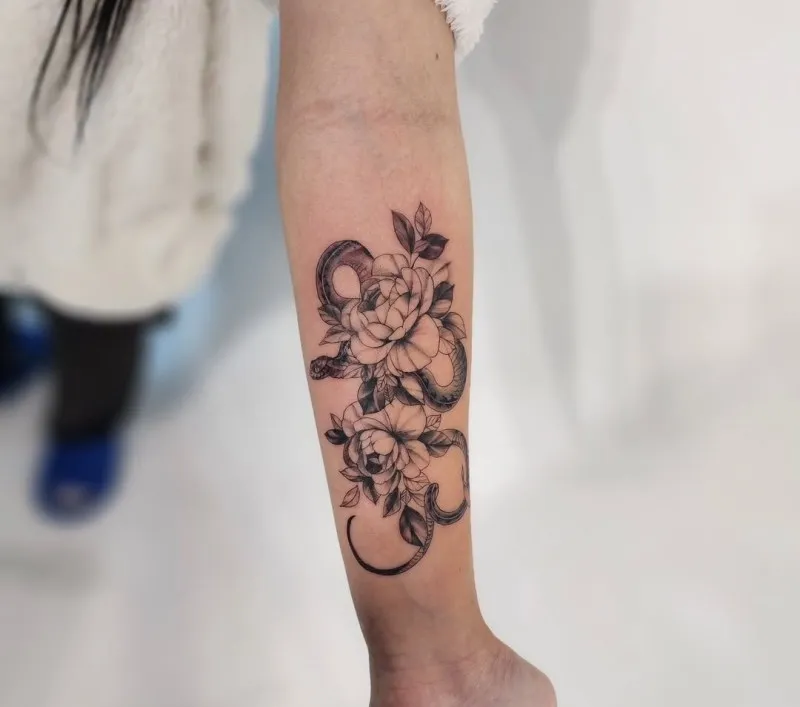 전주타투뱀타투꽃타투