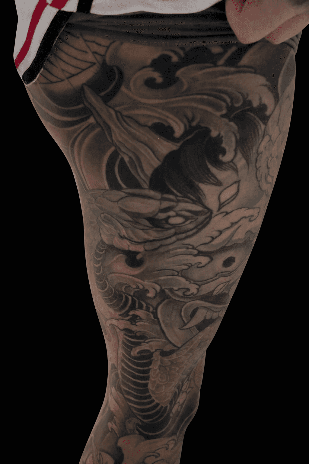 한야와 뱀(긴다리)