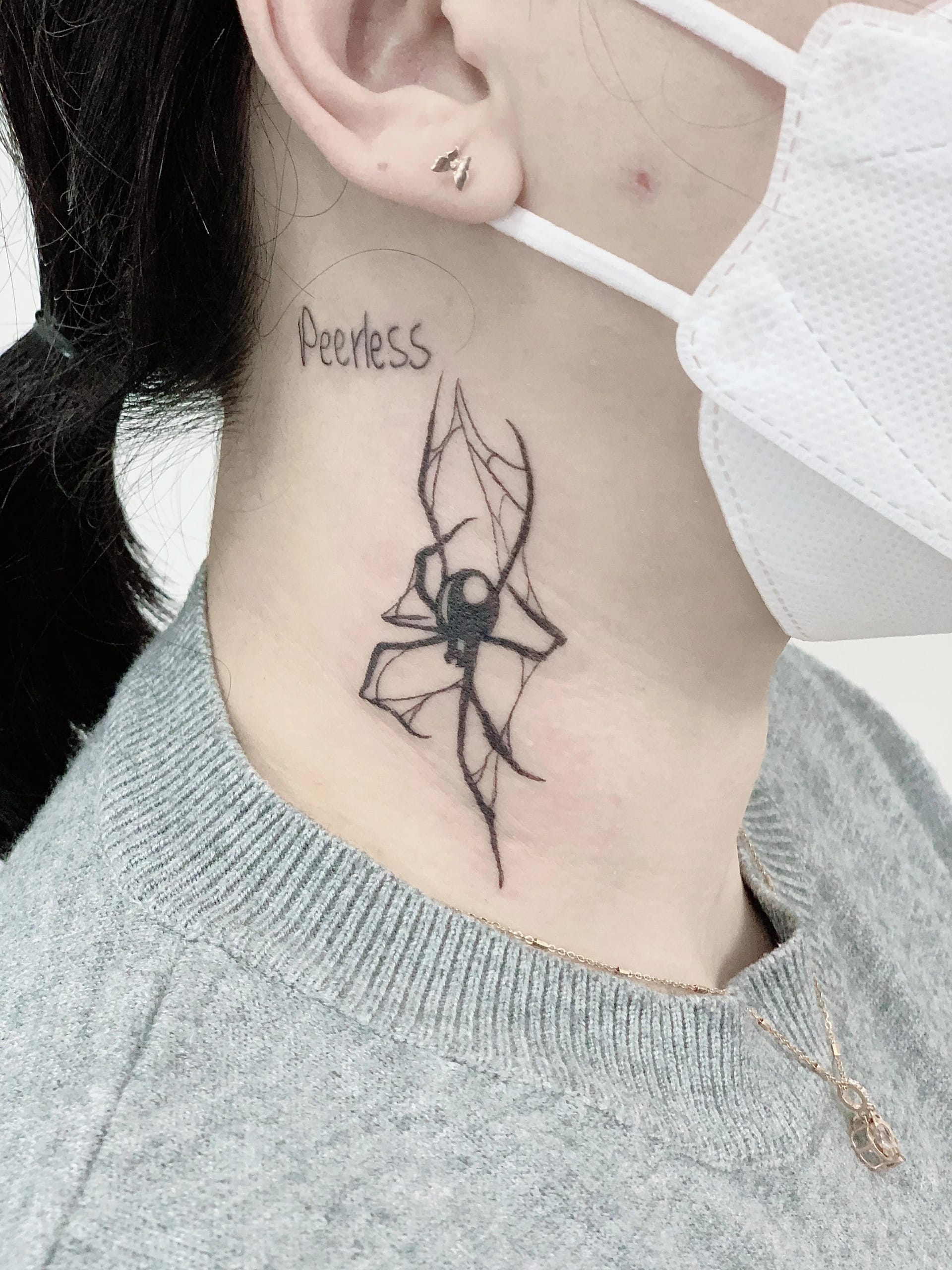 거미타투