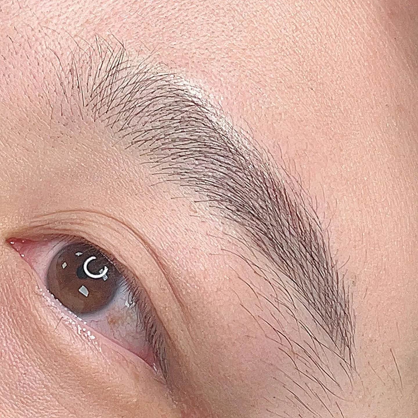 지운브로우 남자눈썹반영구