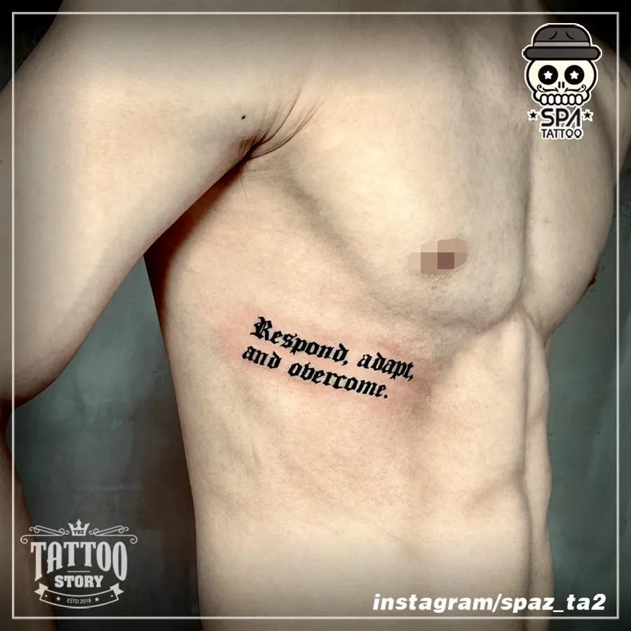 옆구리 레터링 타투 - 1