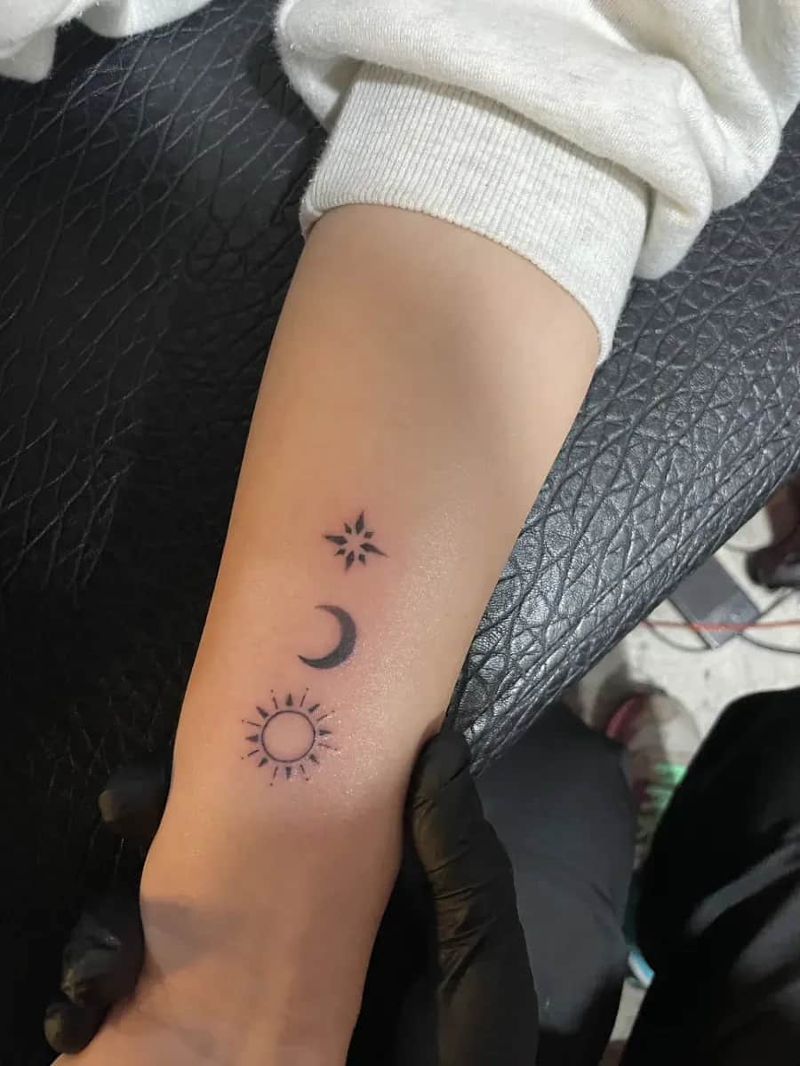 ์ฌ์ ์๋ชฉ ํํฌ ํด๋ฌ๋ณํํฌ์ ๋ด๊ธด ์ฌ์ธํ ์๋ฆ๋ค์