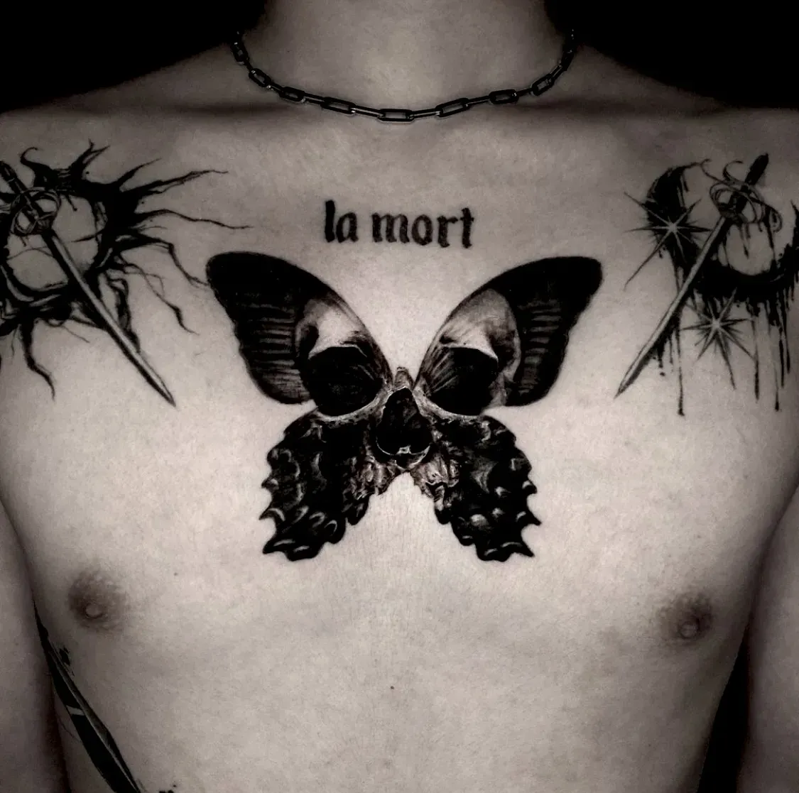 해골 나비 블랙앤그레이