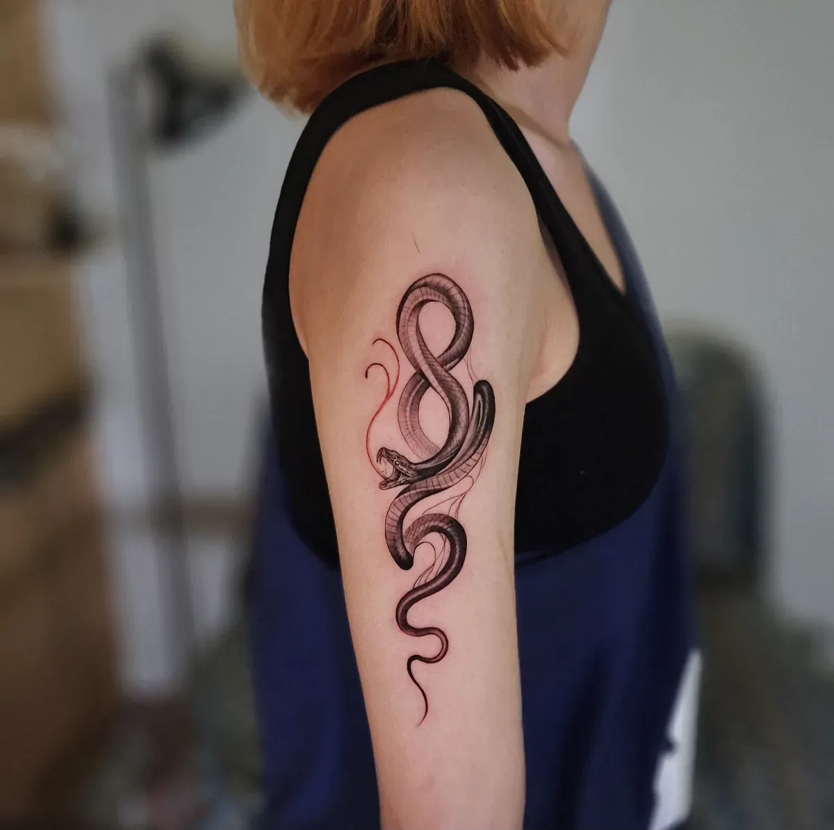 블랙 스네이크 타투