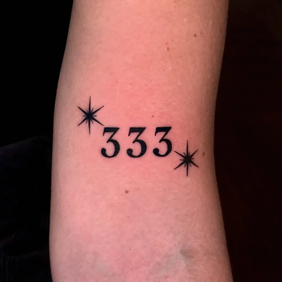 숫자 별 레터링 타투