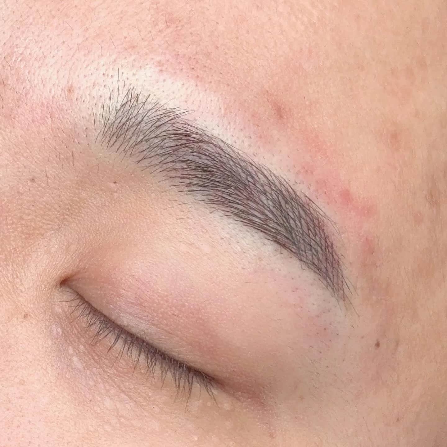 지운브로우 남자눈썹반영구