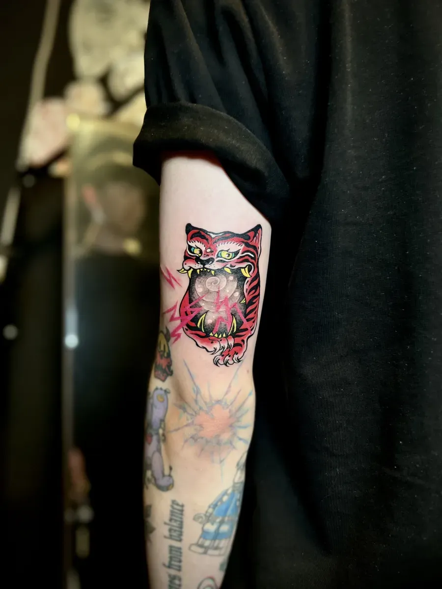 묘당타투 붉은 호랑이 - 1