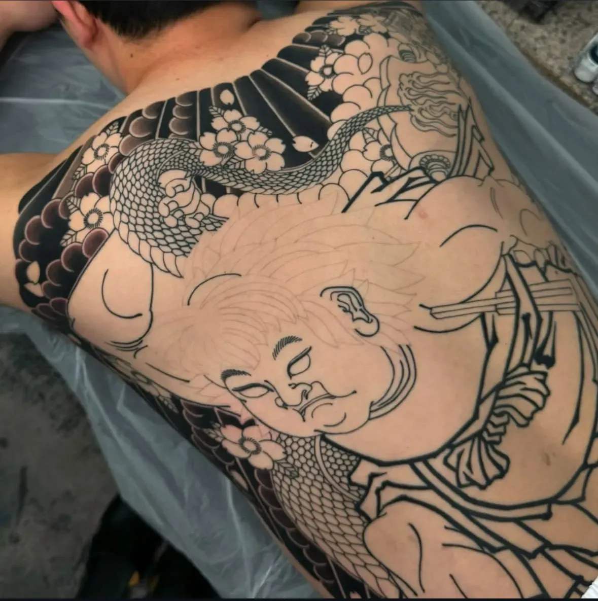 타샵라인 명암작업