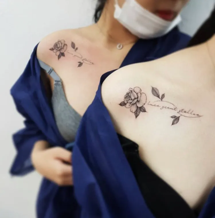 장미 레터링 우정타투
