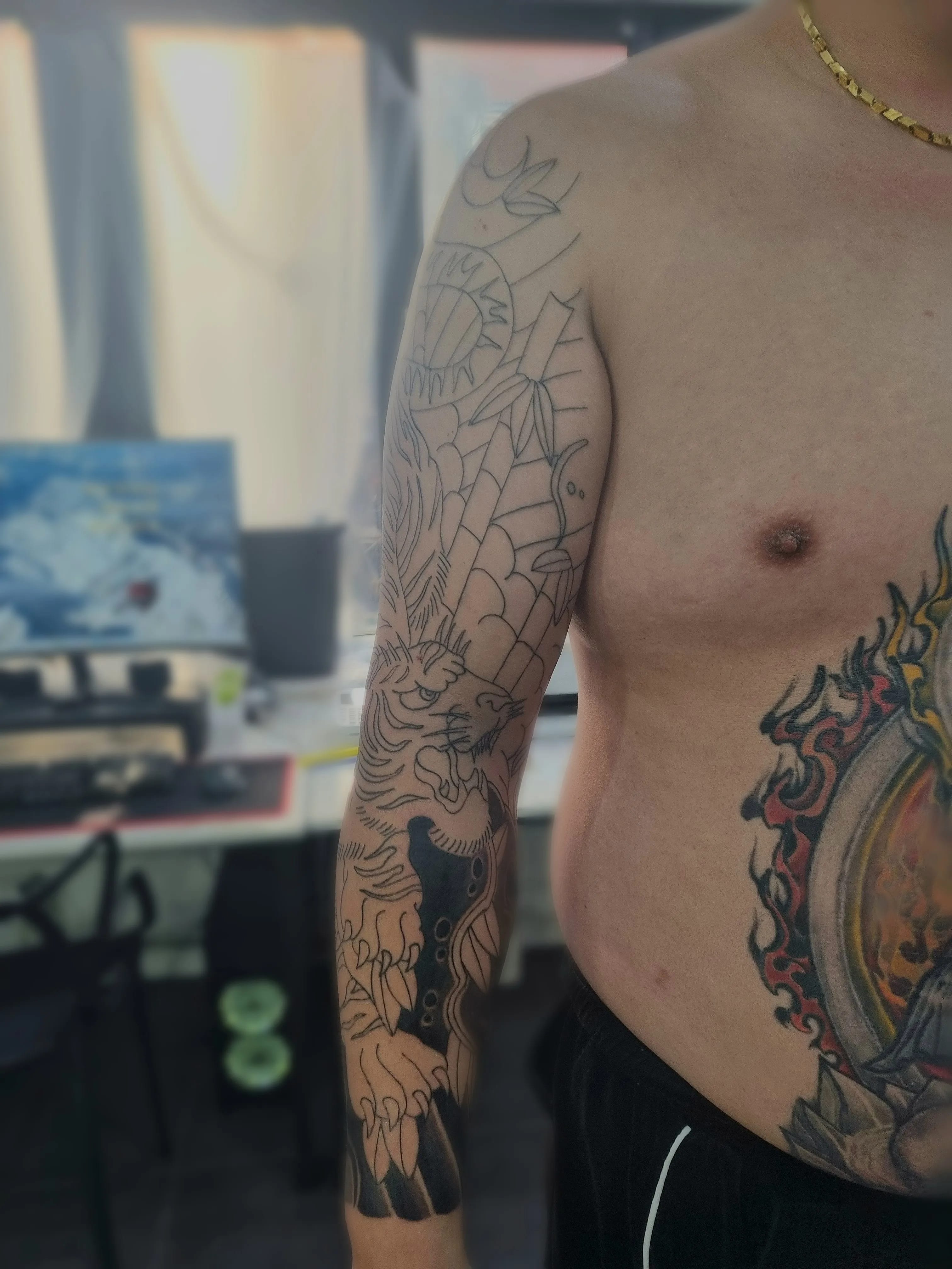 ์ด๋ ์ฆ๋ฏธ ๊ธดํํธ๋์ดํํฌ