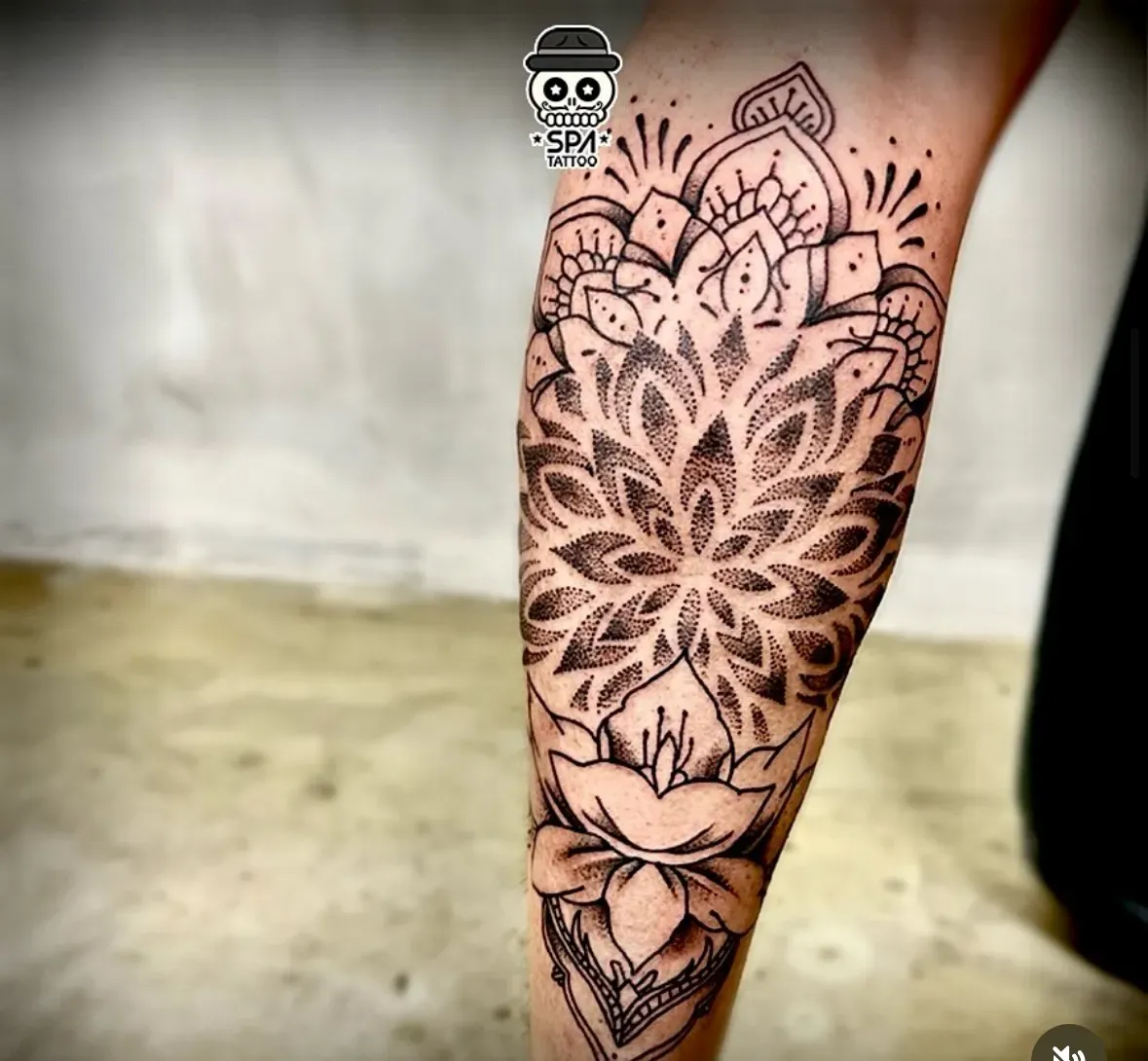 종아리 만다라 타투 - 1
